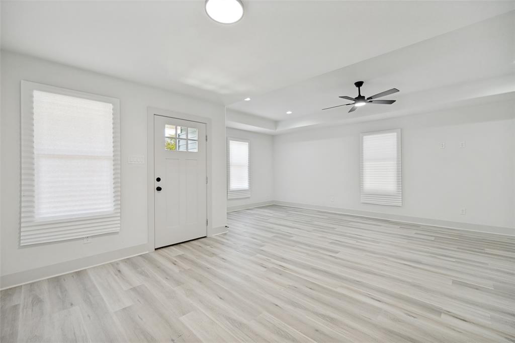 Dallas Land & Loan - Residential