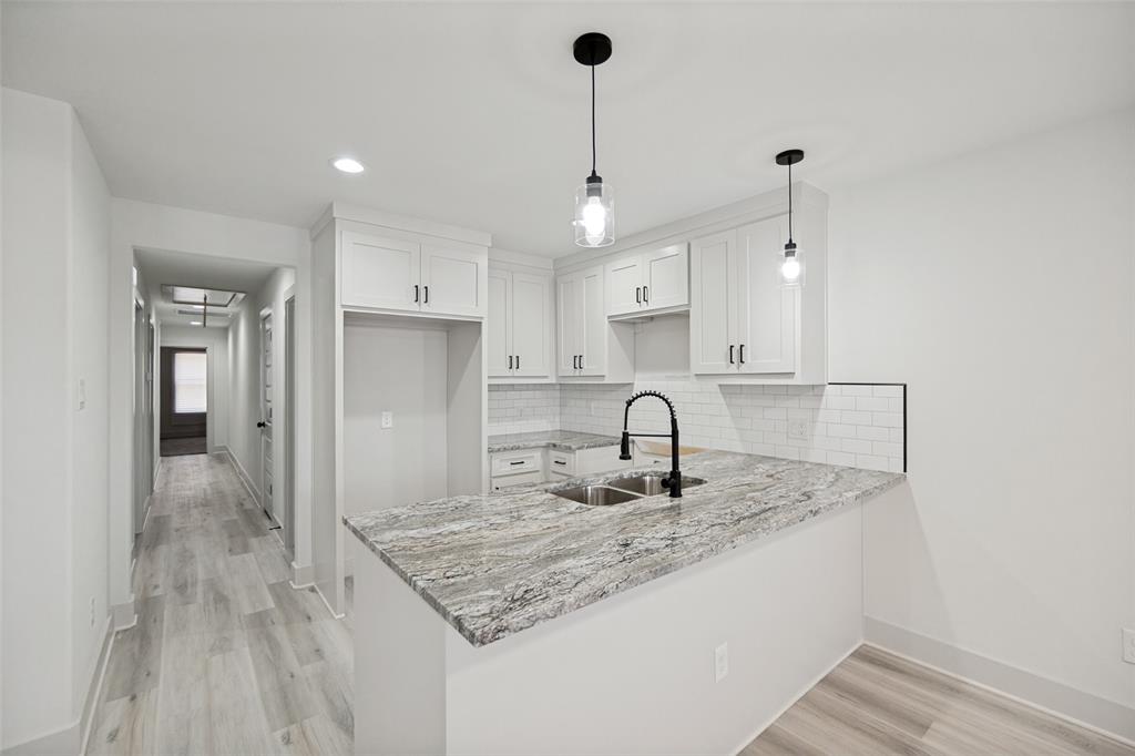 Dallas Land & Loan - Residential