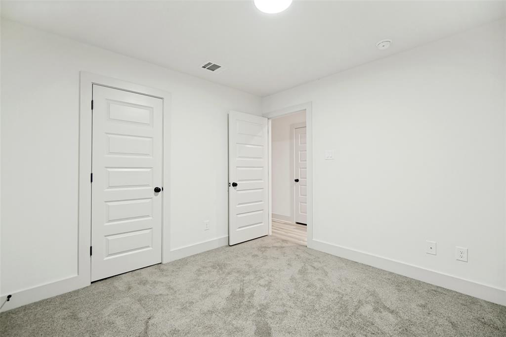 Dallas Land & Loan - Residential
