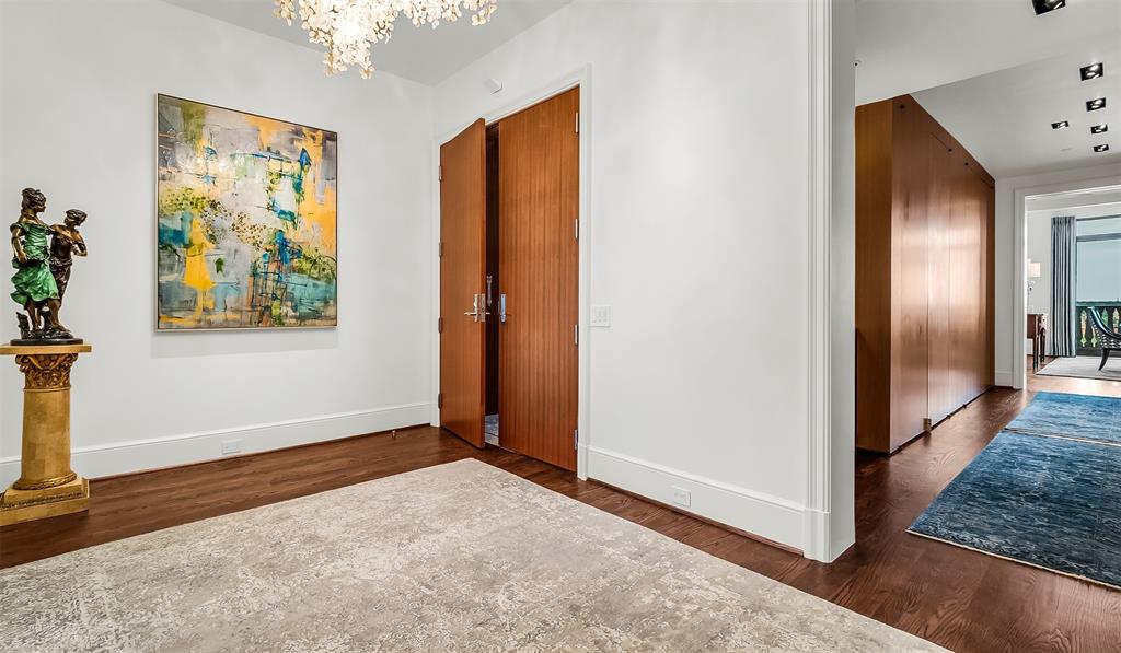 Vendome On Turtle Creek - Residential