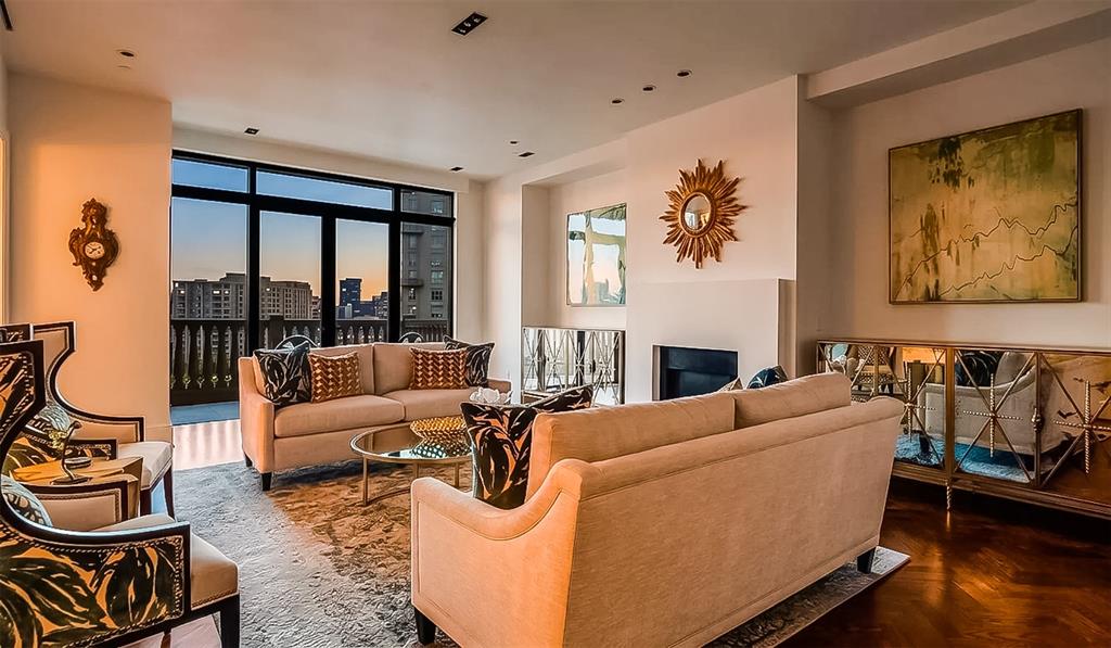 Vendome On Turtle Creek - Residential