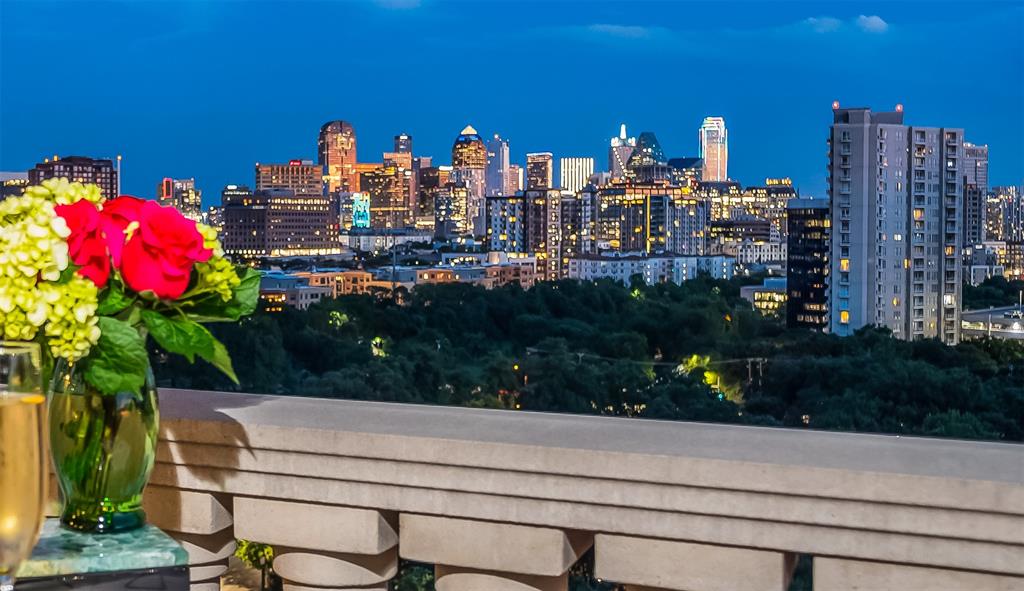 Vendome On Turtle Creek - Residential