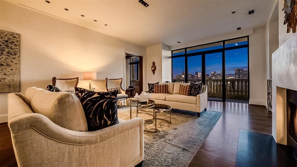 Vendome On Turtle Creek - Residential