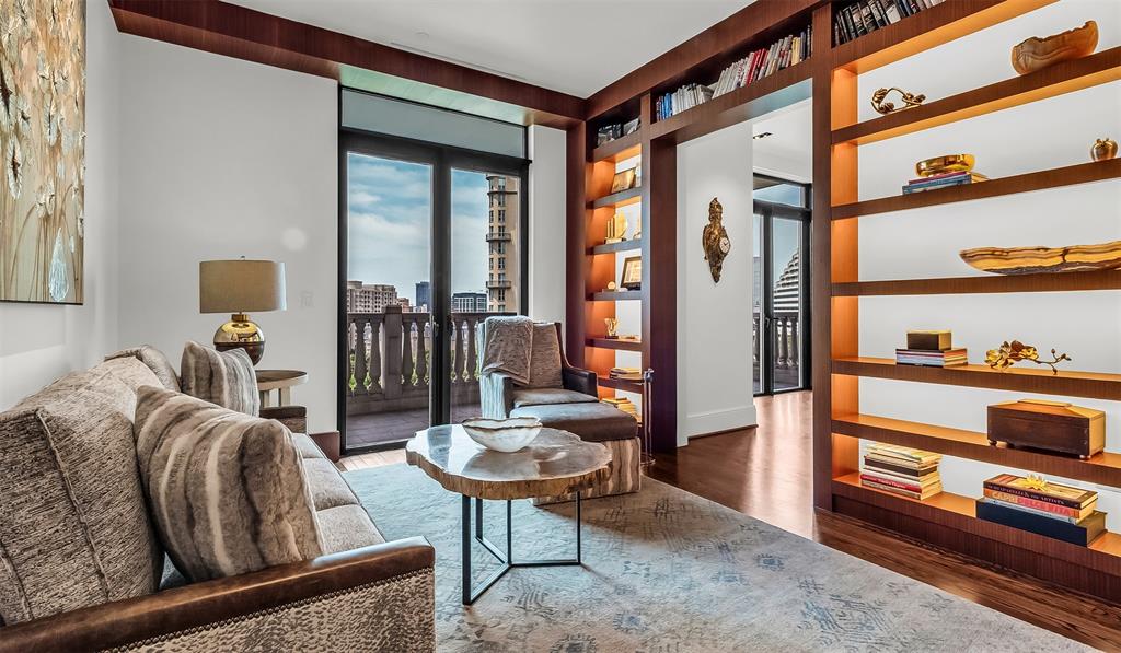 Vendome On Turtle Creek - Residential