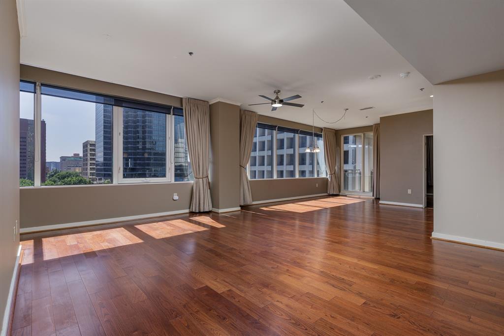 Metropolitan 1200 Main St Condo - Residential