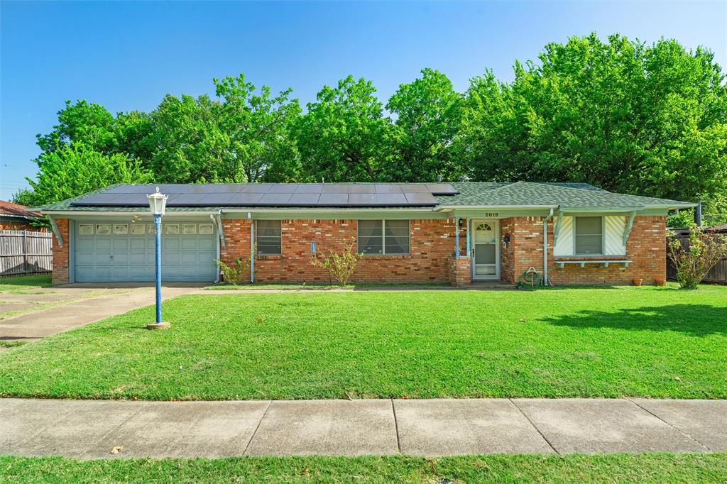 Being sold as-is, this home is ideal for an investor, cash buyer, or buyer ready to make improvements and build equity. This 3 bedroom, 2 bathroom home offers 1,569 square feet, two living areas, a dining room, a fireplace, a two-car garage, and an 11,486 square foot lot. The functional floor plan and oversized lot provide flexibility for future updates and improvements. The backyard offers space for entertaining, gardening, play, or future outdoor living. HVAC replaced in 2020, and a new water heater installed February 2026.
Existing solar and battery agreements will be assumed by the buyer, subject to provider transfer requirements and approval.
Conveniently located with quick access to I-30, SH 360, and I-20, you'll be just minutes from AT&T Stadium, Globe Life Field, Texas Live!, Six Flags Over Texas, shopping, dining, parks, and the University of Texas at Arlington.
Buyer pays for the survey.