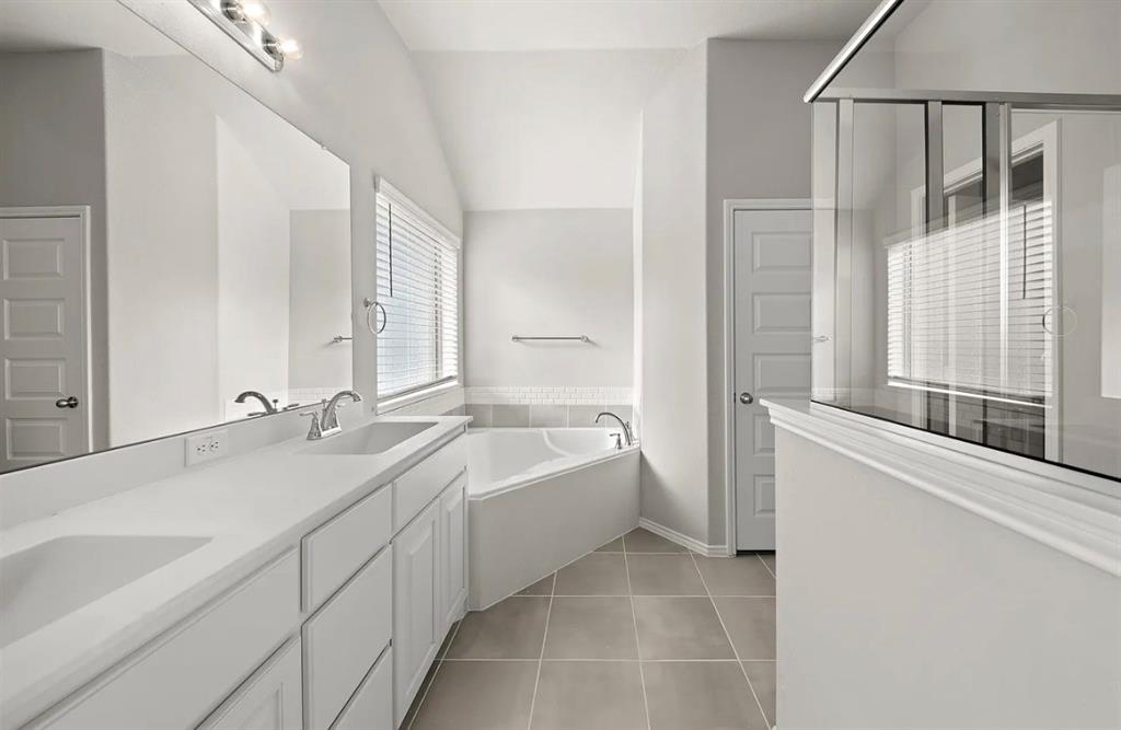 Hulen Trls Ph 1 - Residential