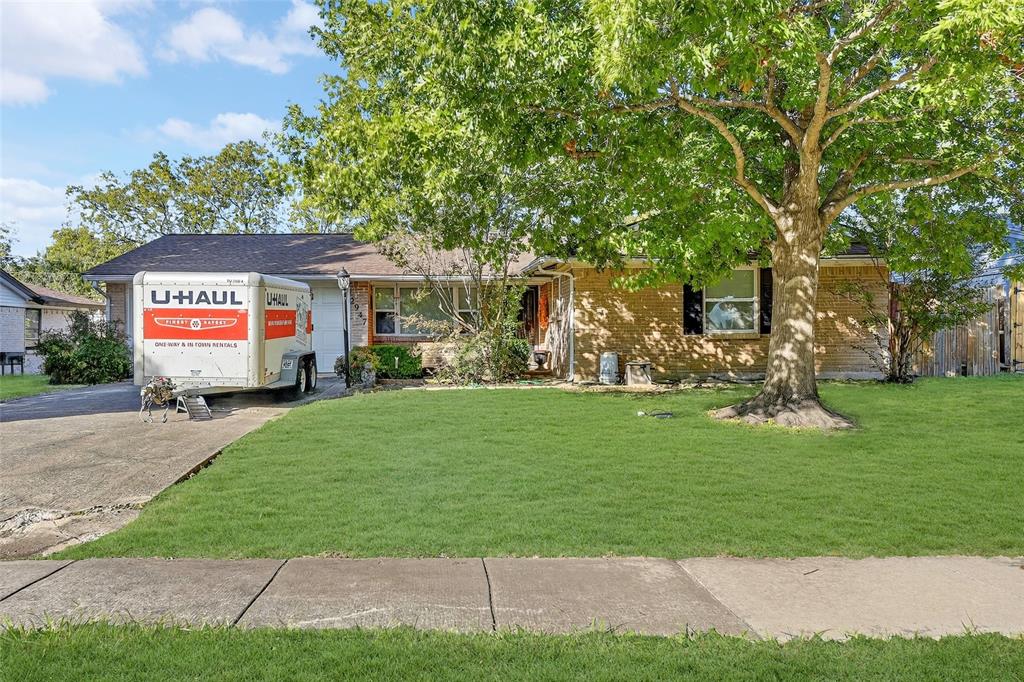 This three-bedroom home offers wonderful potential and features a large, comfortable living room—perfect for family gatherings. The home is ideally located within easy walking distance to the recreation center, water park, dog park, and elementary school, making everyday activities a breeze. Convenient access to I-35E and Highway 635 makes commuting simple.