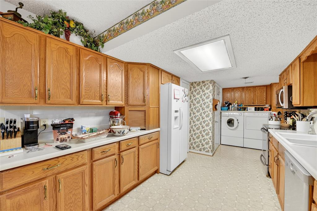 Valwood Park 22 - Residential