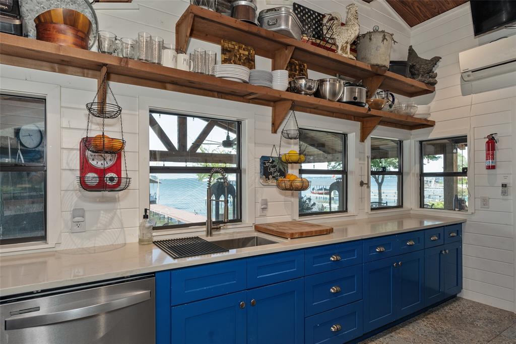 Cedarcrest Shores Estate - Residential