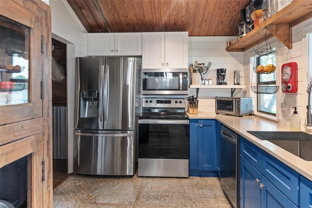 Cedarcrest Shores Estate - Residential
