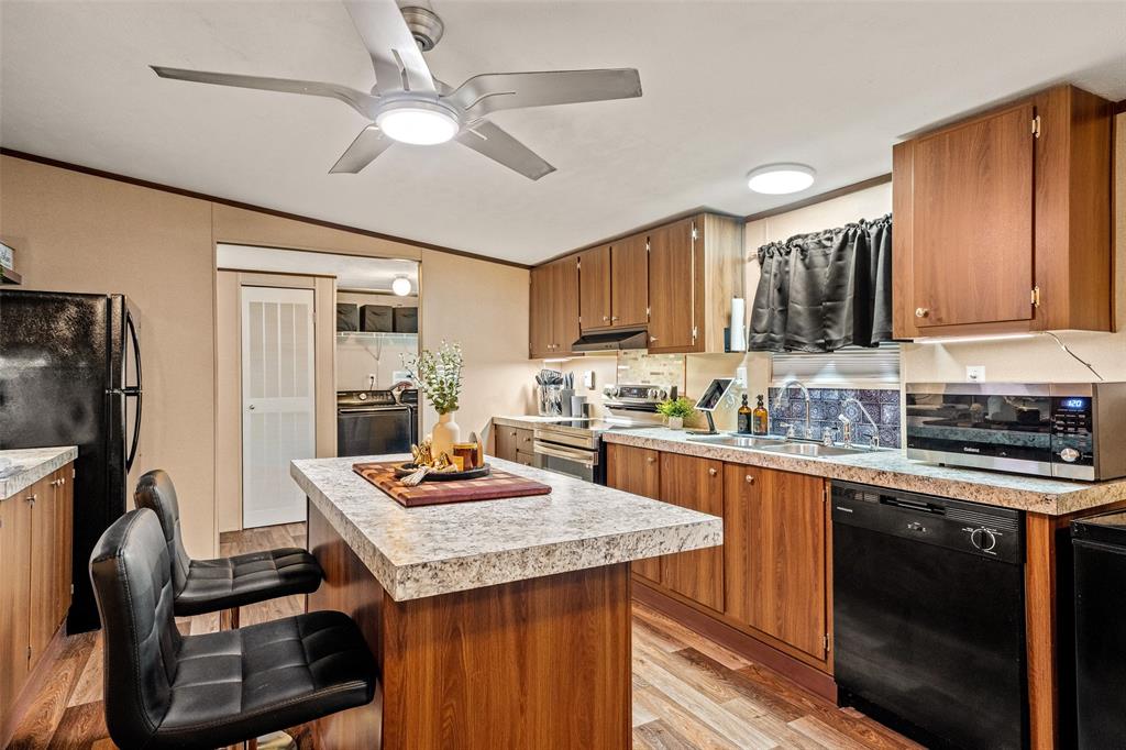 King Script Cove Add - Residential