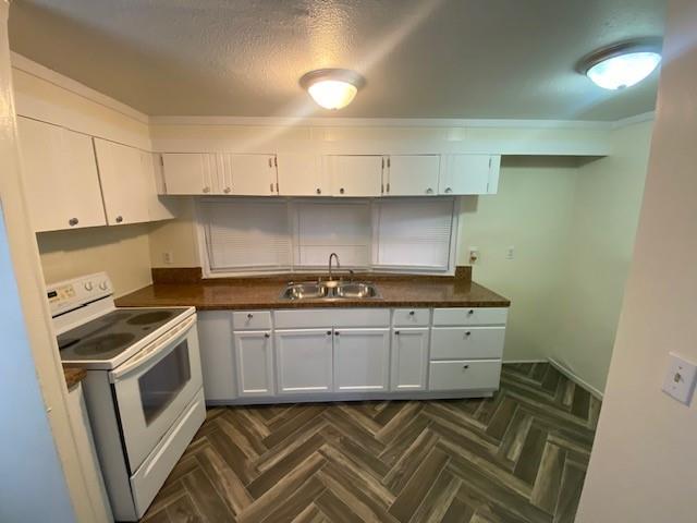 Erker Add - Residential Lease