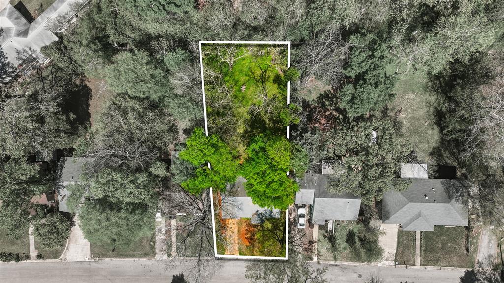 Lyne, City of Palestine - Residential
