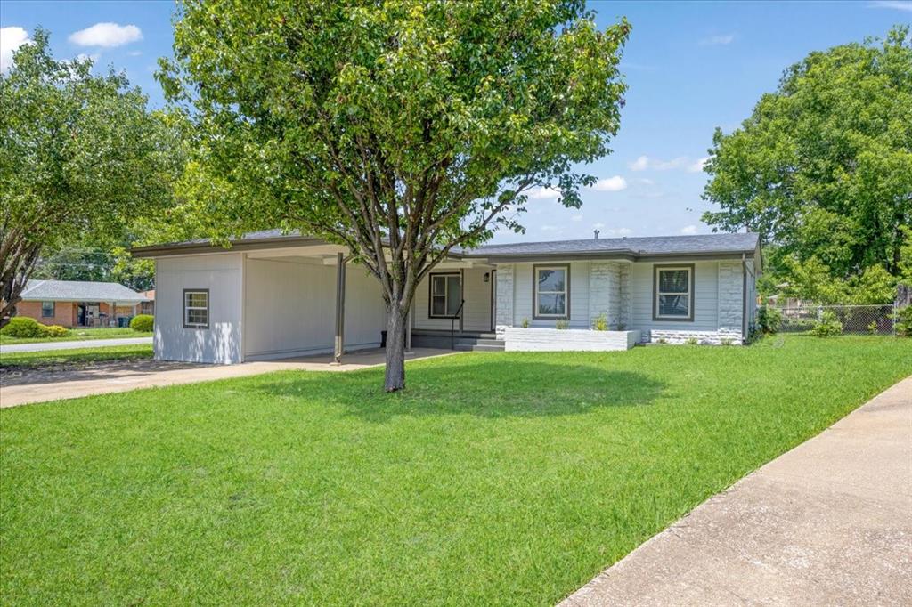 Charming Corner Lot Home with Endless Potential! Inside you have 3 bedrooms and 1.5 baths with a functional floor plan. This home has been well taken care of and ready for you to come add your own touches! Recent updates have been done to this home including paint, flooring and a newer roof.

One of the standout features of this property is the separate garage, offering incredible versatility. Whether you choose to convert it into an additional bedroom, create a workshop or hobby space, or a traditional car garage, the possibilities are yours to explore.
The corner lot provides extra space and added curb appeal, while the nearby developing area brings exciting future growth and convenience. With its charm, flexibility, and great location, this home is full of potential for homeowners and investors alike.

Don’t miss the opportunity to make this charming property your own!