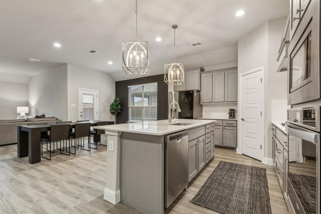 Avalon at Argyle - Residential