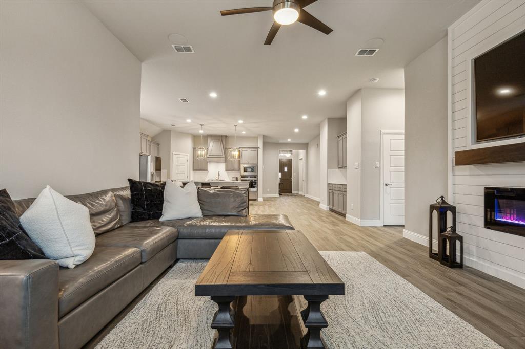 Avalon at Argyle - Residential