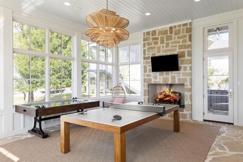Long Cove on Cedar Creek Lake - Residential