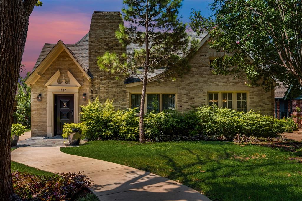 Munger Place - Residential