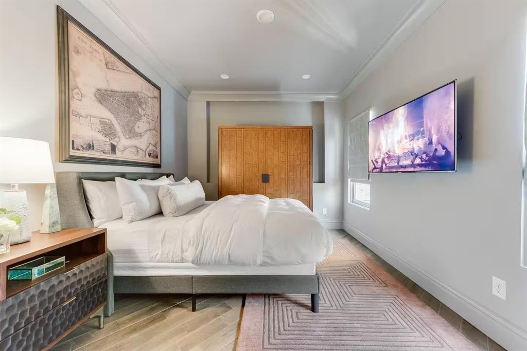 Munger Place - Residential