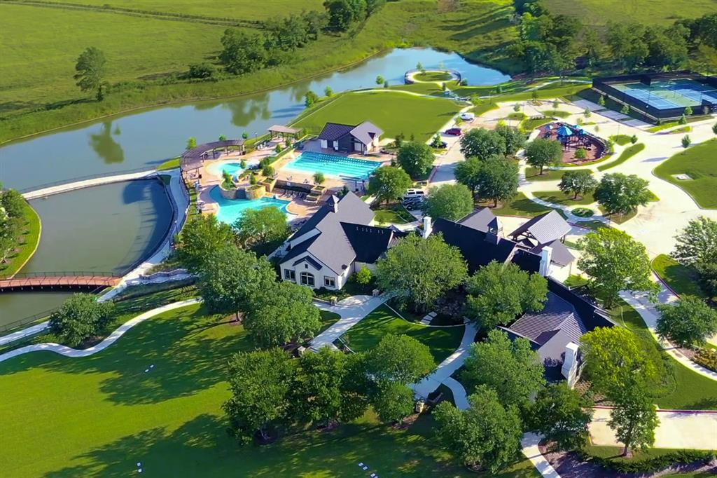 Mustang Lakes - Residential