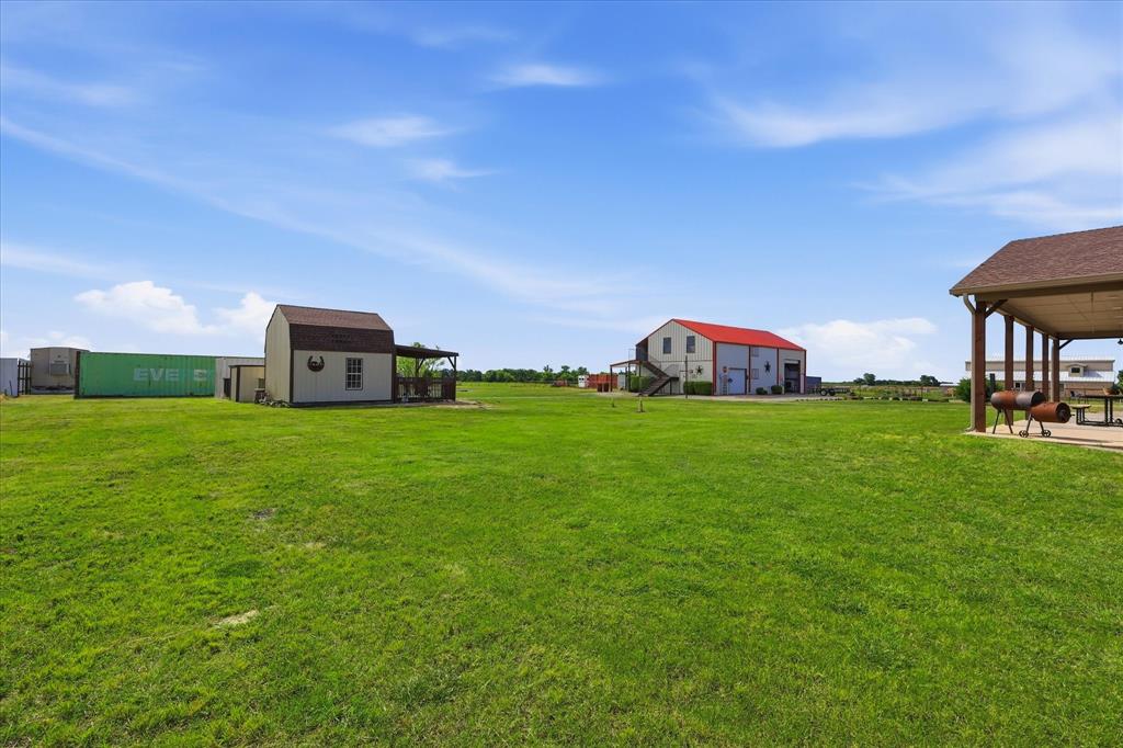 SE COLLIN HOBBY FARMS - Residential