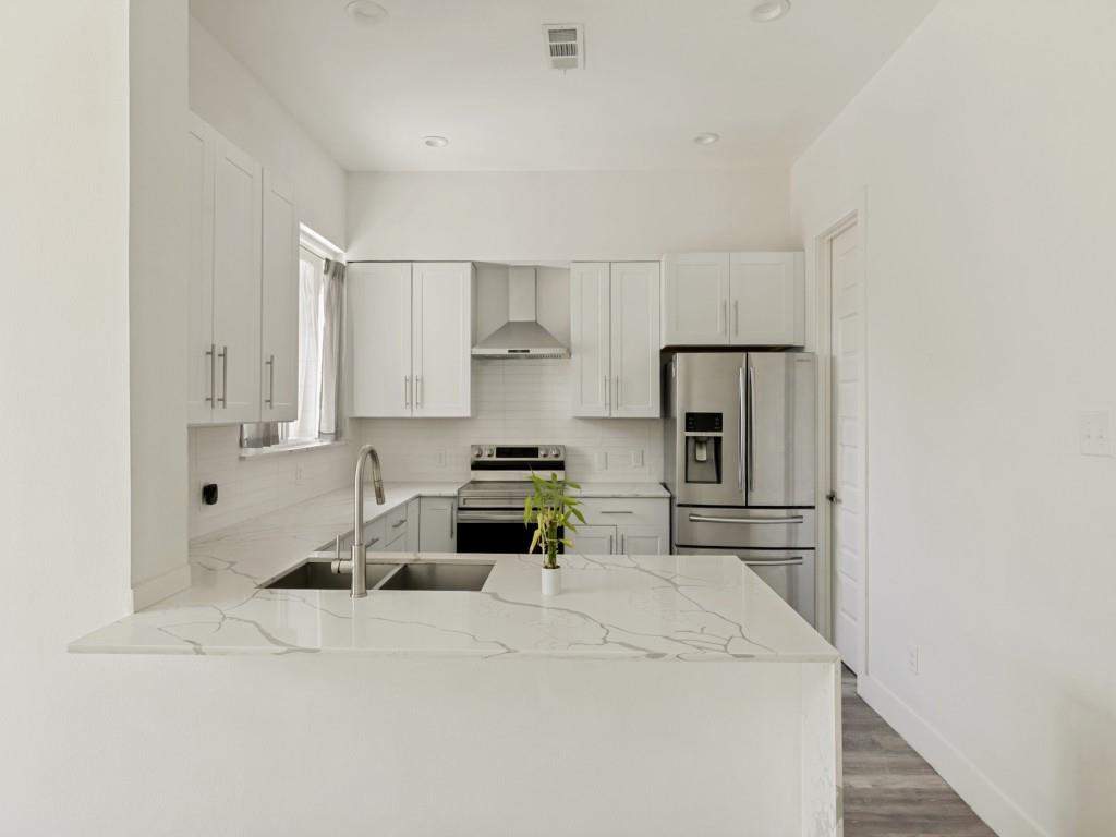 Timberleaf Lane Twnhms - Residential
