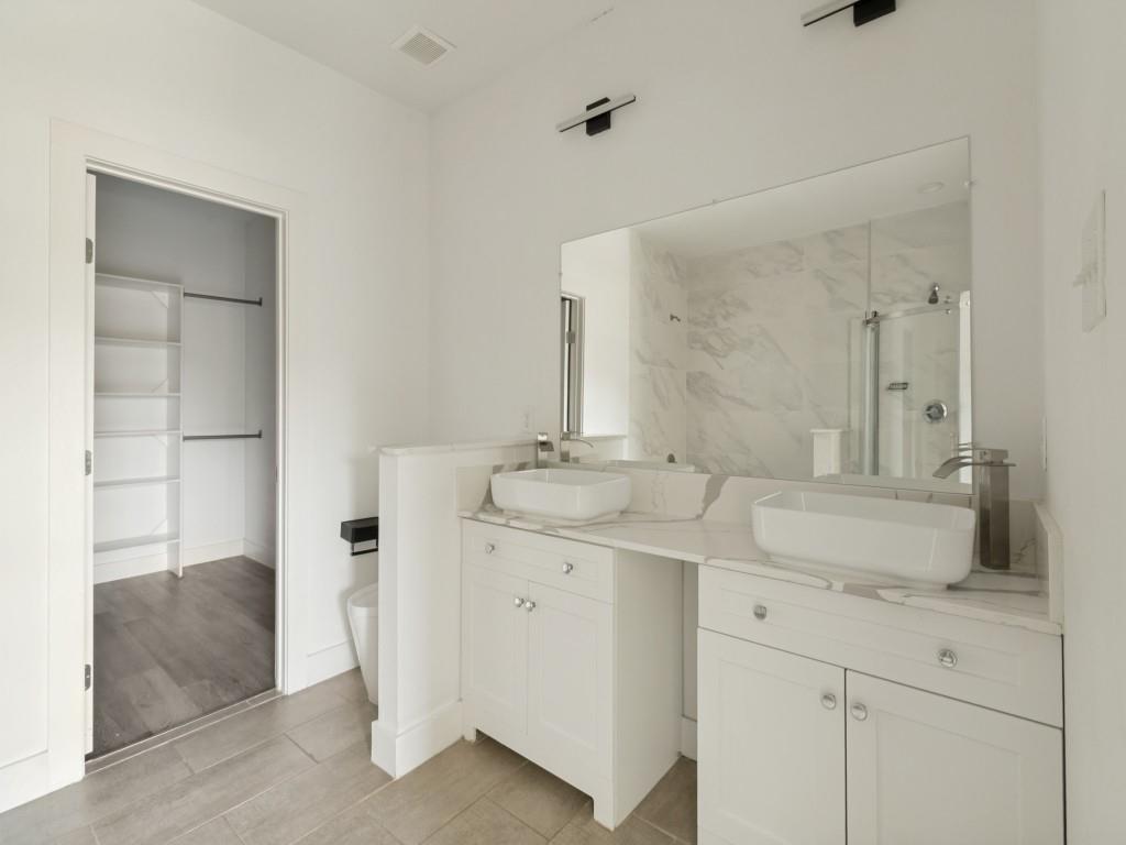 Timberleaf Lane Twnhms - Residential