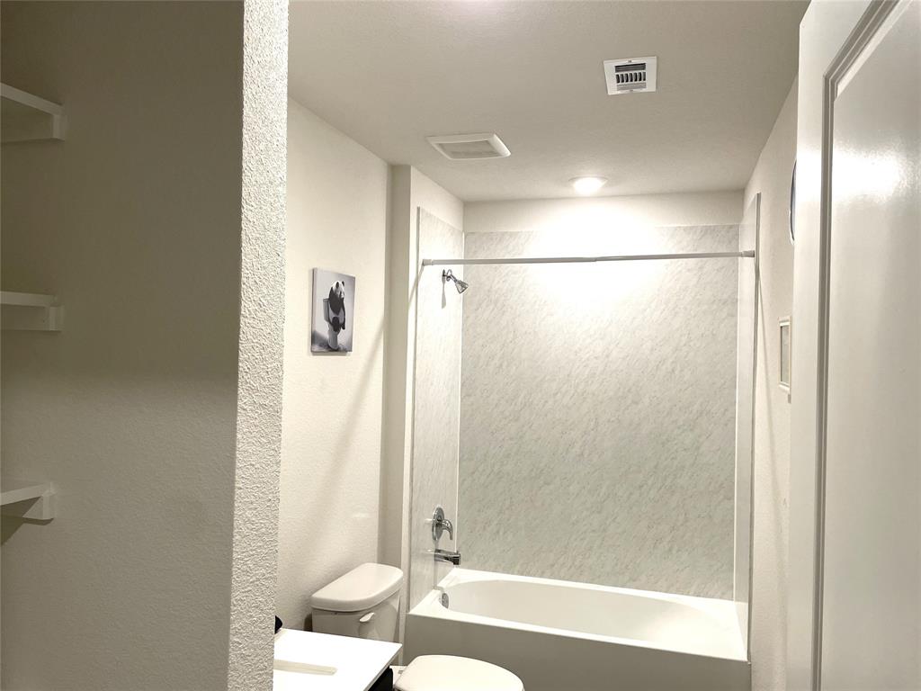 Valor Farms Ph 1 - Residential Lease