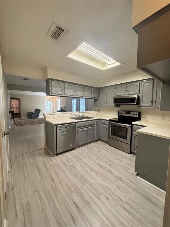 Crest The - Residential