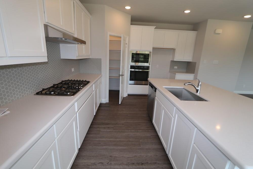 EULESS FOUNDERS PARC ADDITION - Residential