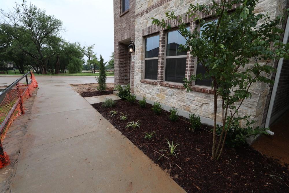 EULESS FOUNDERS PARC ADDITION - Residential