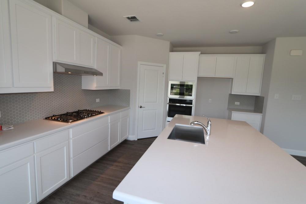 EULESS FOUNDERS PARC ADDITION - Residential