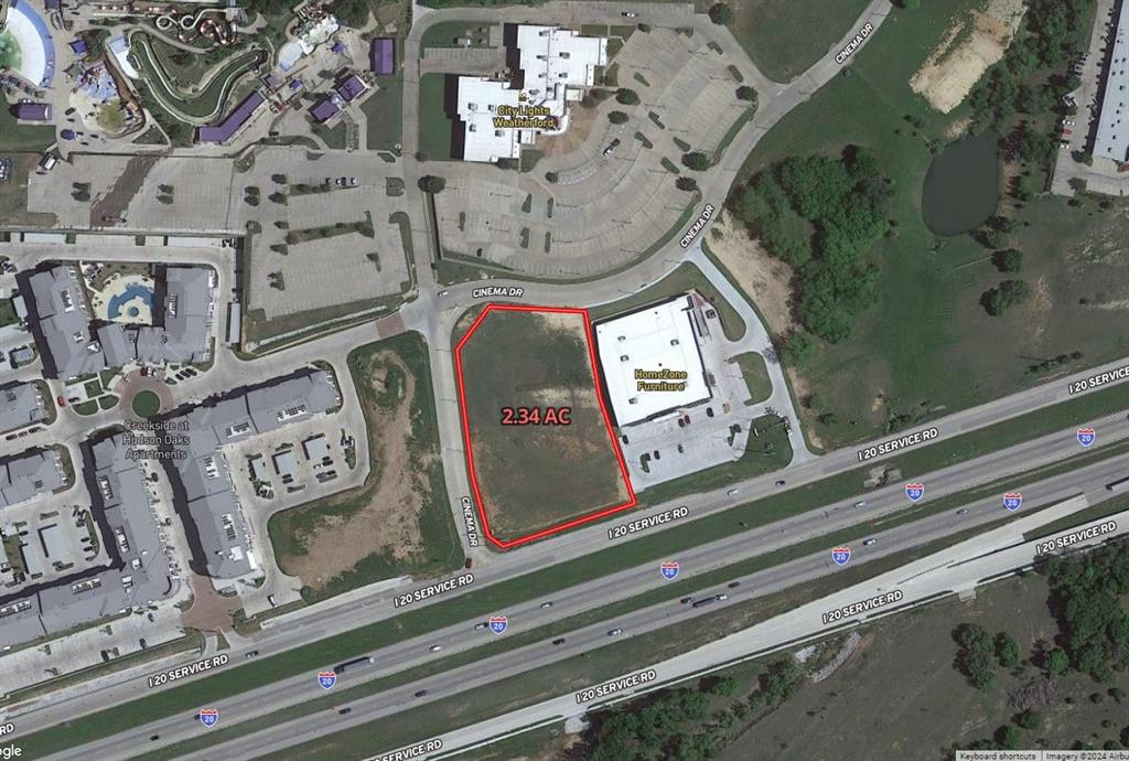 Excellent opportunity for a restaurant concept or another business vision.  This location offers high traffic, great exposure and immediate access to the interstate service road.  Approximately 262' of road frontage.   Zoning is General Commercial. This property is situated in Hudson Oaks with I-20 frontage which will allow a business to benefit from a flourishing economy.