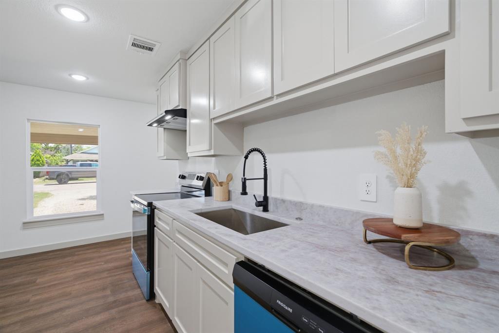 Robertson-Hunter Add - Residential