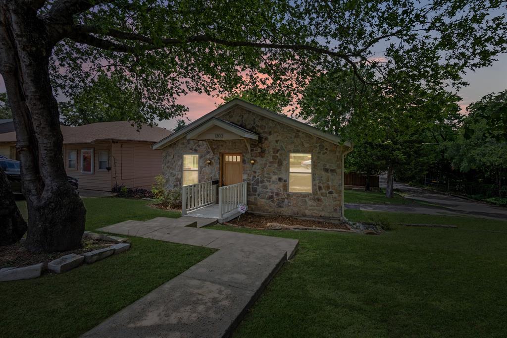 Cedar Oaks - Residential
