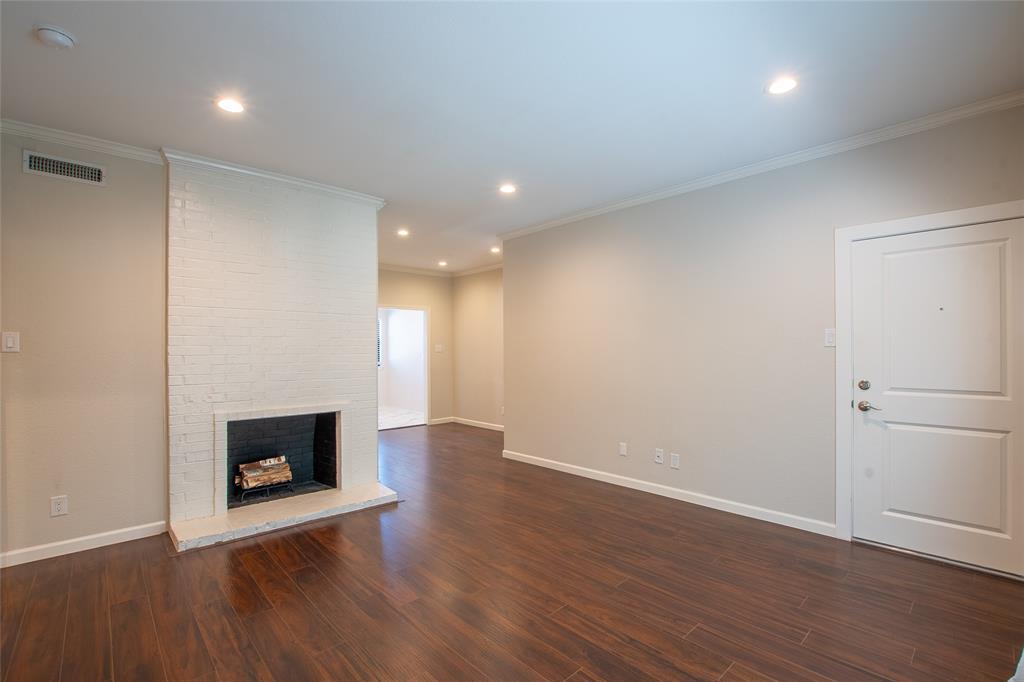 Royal Lane Condos 5800 - Residential
