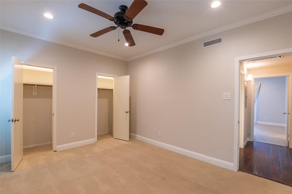 Royal Lane Condos 5800 - Residential