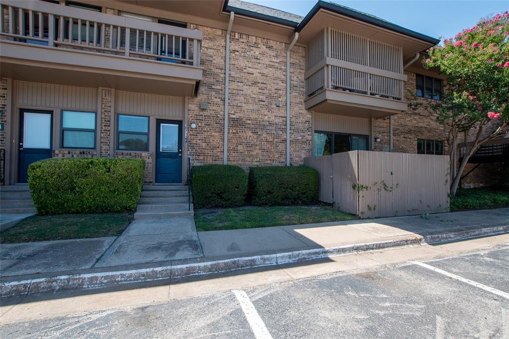 Royal Lane Condos 5800 - Residential