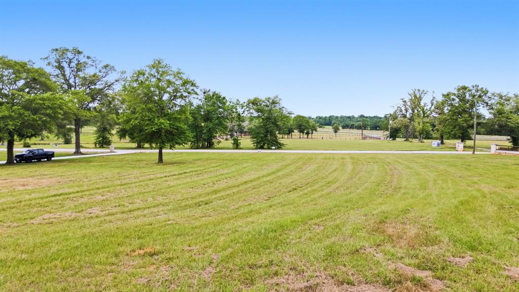 DEER HAVEN ESTATES - Land