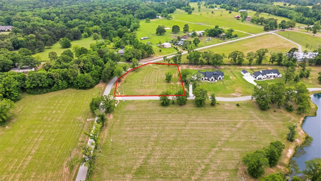 DEER HAVEN ESTATES - Land