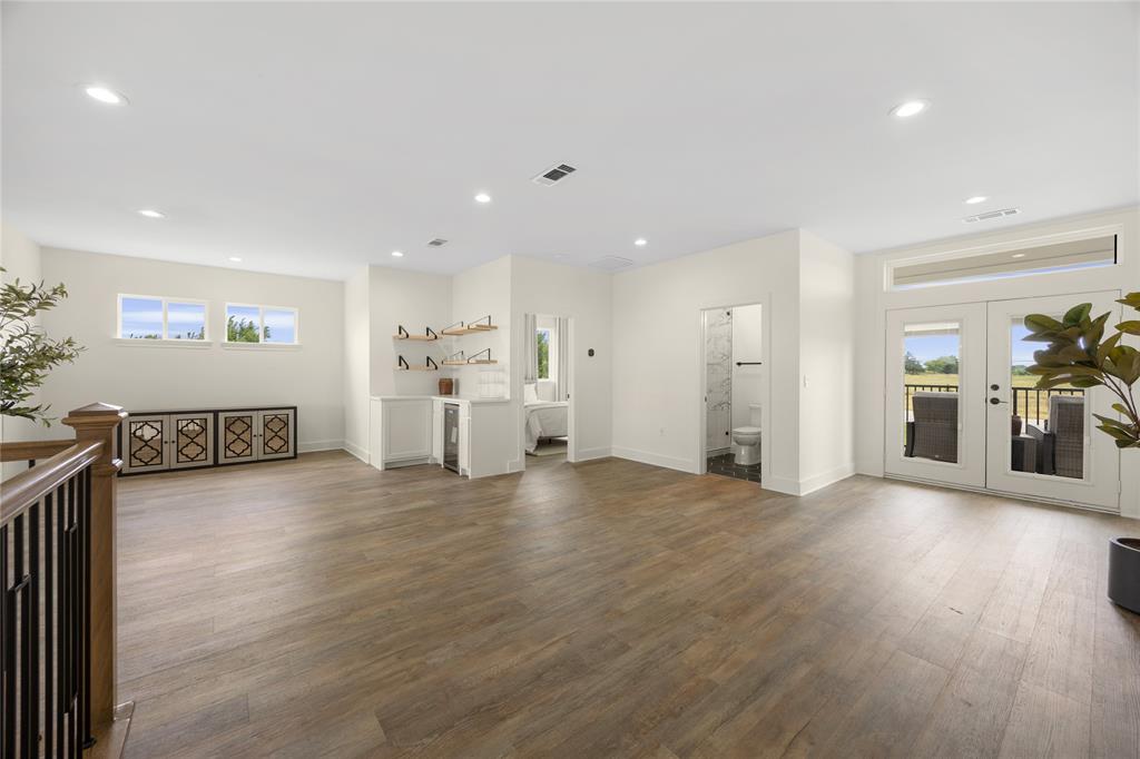 Maw & Paw Estates - Residential