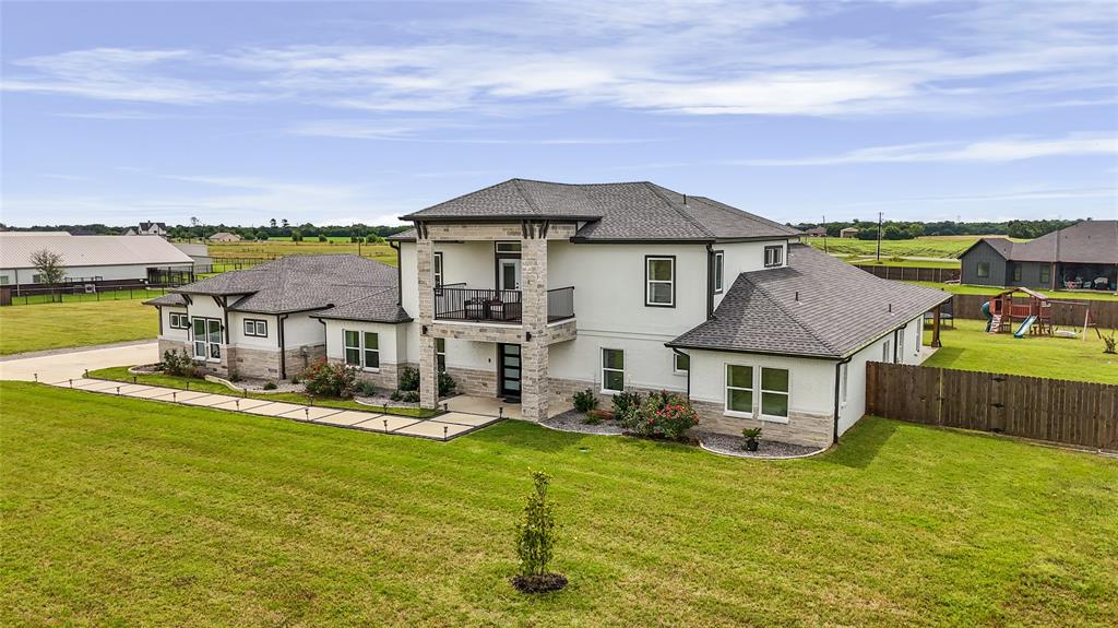 Maw & Paw Estates - Residential