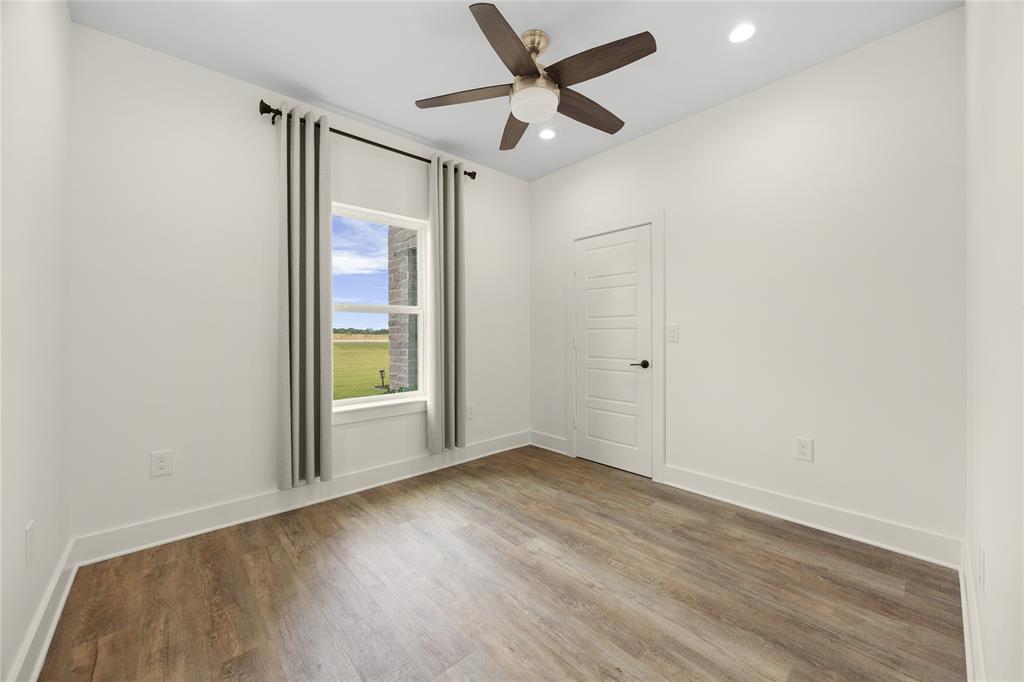 Maw & Paw Estates - Residential