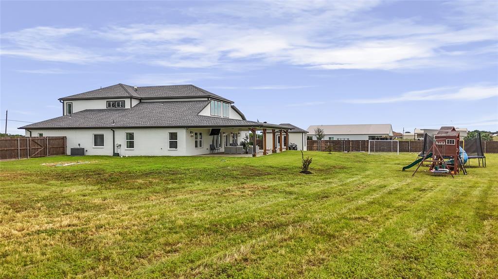 Maw & Paw Estates - Residential