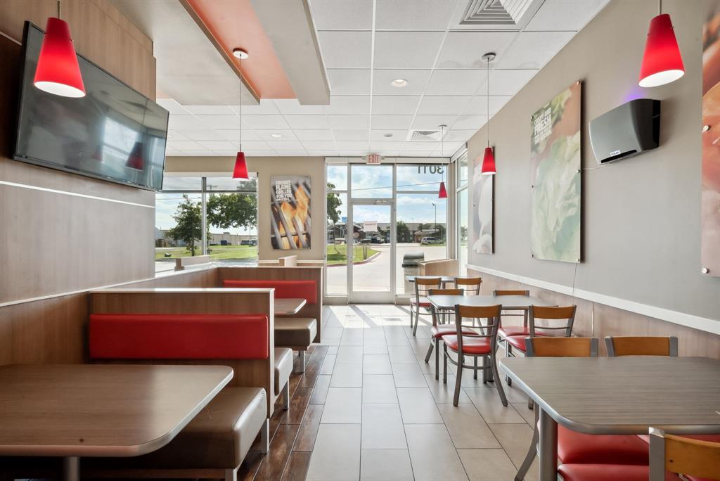 Stephenville Bk Add - Commercial Sale