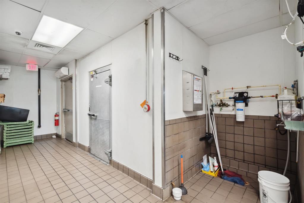 Stephenville Bk Add - Commercial Sale