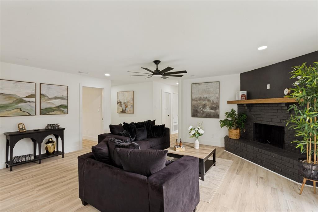 Brooks-Moreland Add - Residential