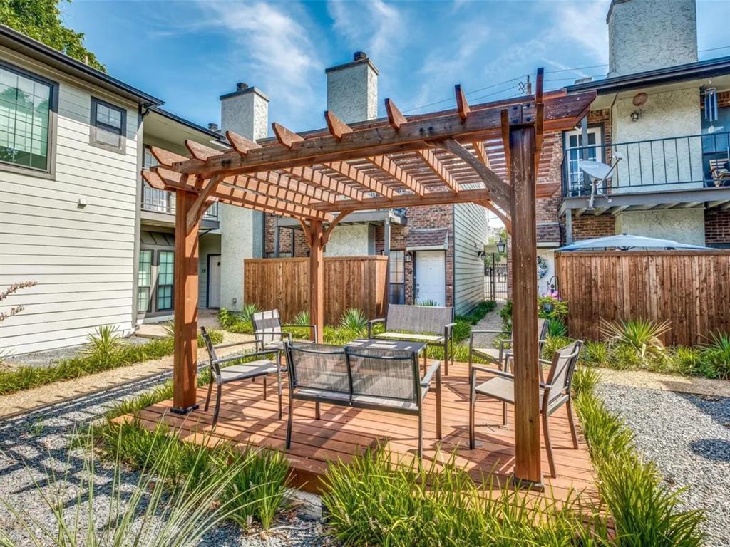 Courtyard Condominium - Residential