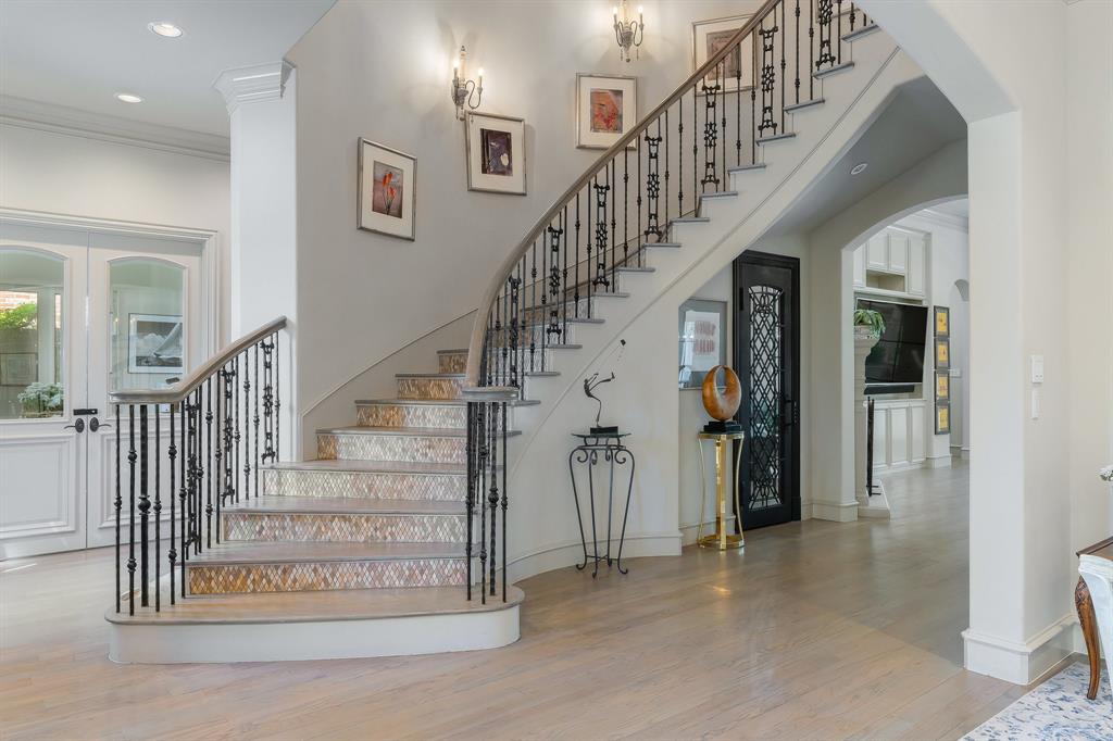 CrestManor Estate - Residential